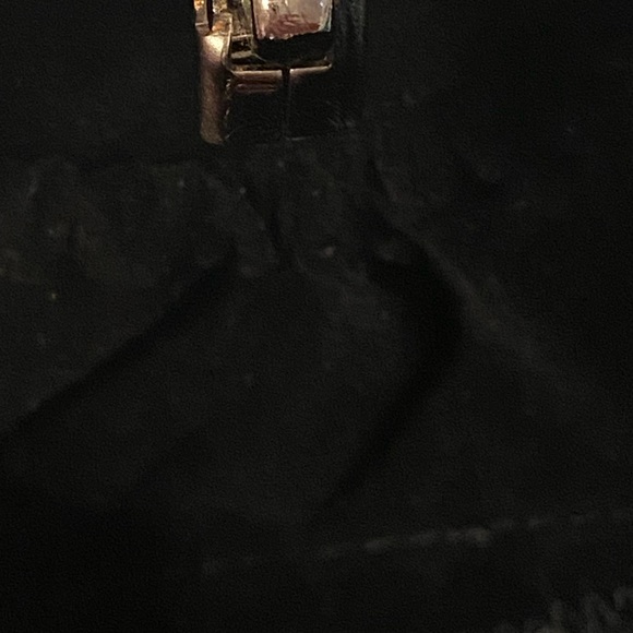 The perfect bay company metal purse with crystals and silver chain strap - Picture 12 of 12